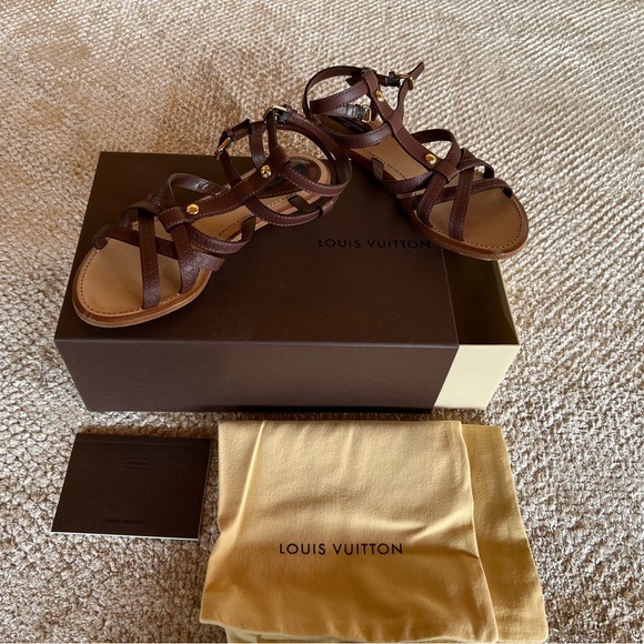 Louis Vuitton Greek Gladiator Flat Sandals Brown LV Embossed Leather - Picture 3 of 6